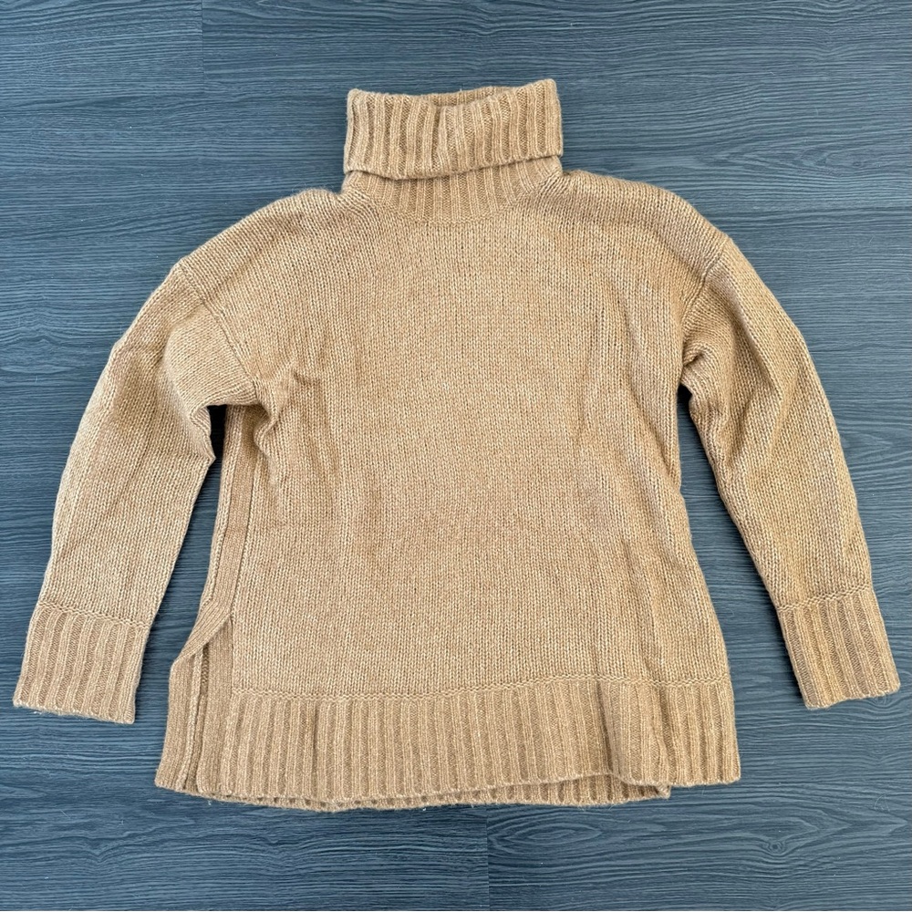 Everlane Heathered Chai Cloud Turtleneck - Picture 6 of 10